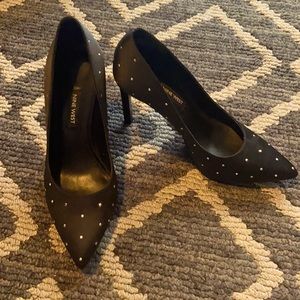 7.5 Black studded Nine West heels